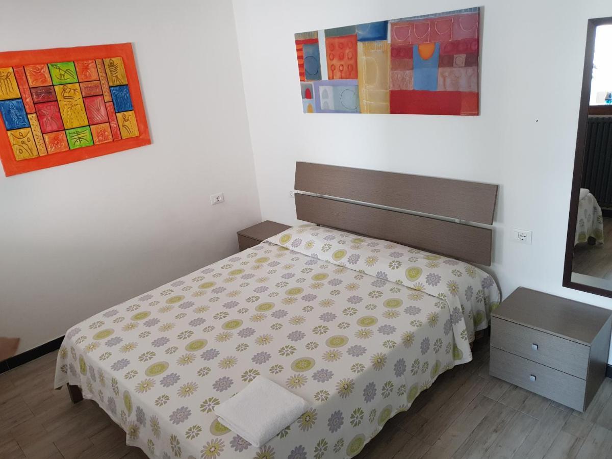 לינה וארוחת בוקר Magliolo Casa Vacanze L'Agrifoglio מראה חיצוני תמונה