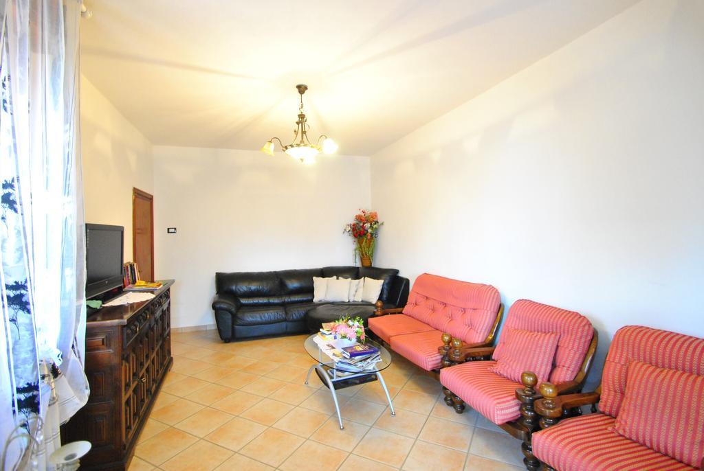 לינה וארוחת בוקר Magliolo Casa Vacanze L'Agrifoglio חדר תמונה
