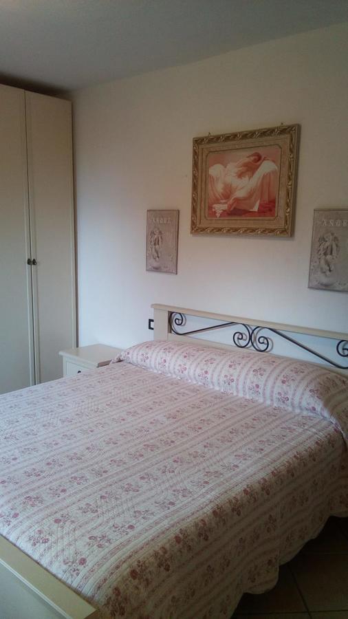 לינה וארוחת בוקר Magliolo Casa Vacanze L'Agrifoglio מראה חיצוני תמונה
