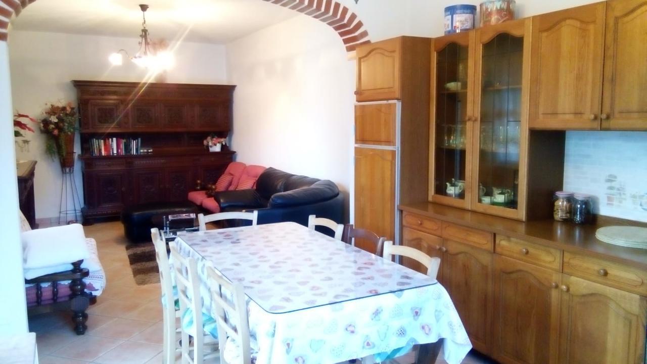 לינה וארוחת בוקר Magliolo Casa Vacanze L'Agrifoglio מראה חיצוני תמונה