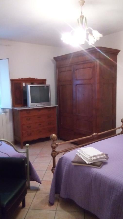 לינה וארוחת בוקר Magliolo Casa Vacanze L'Agrifoglio מראה חיצוני תמונה