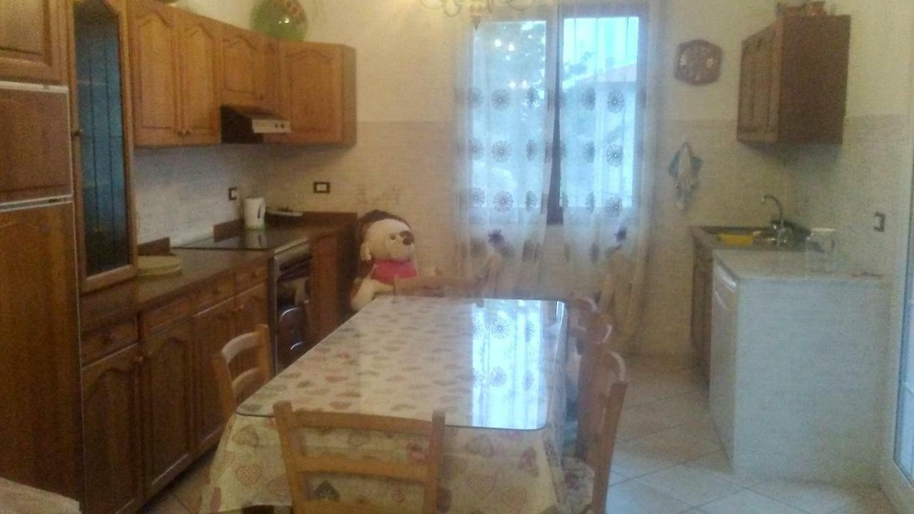 לינה וארוחת בוקר Magliolo Casa Vacanze L'Agrifoglio מראה חיצוני תמונה